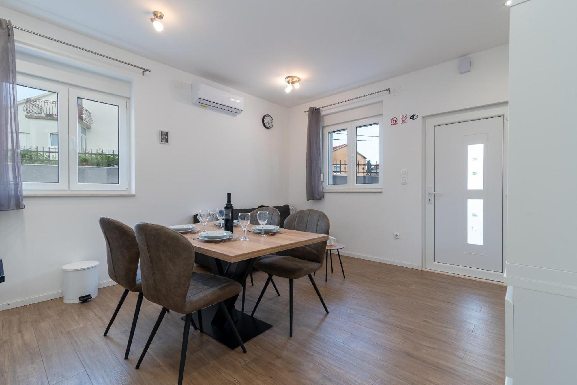 Apartman Dino 特罗吉尔 外观 照片
